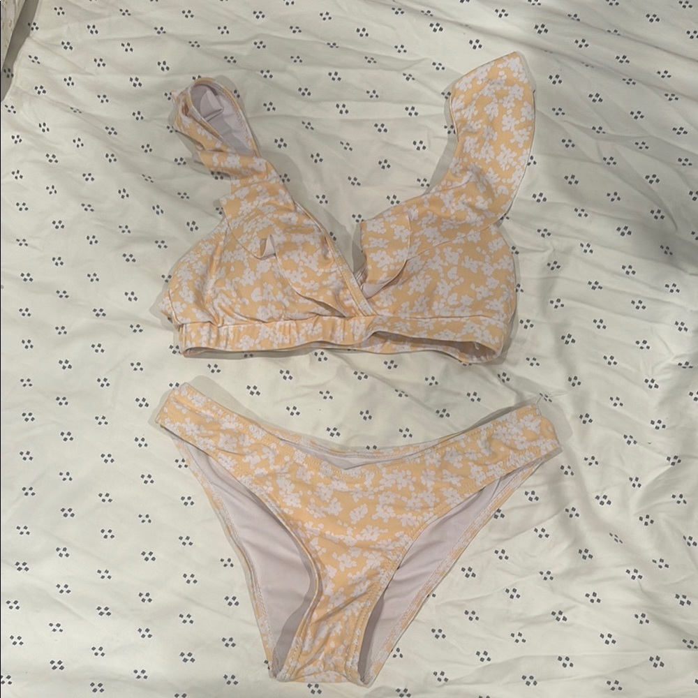Floral Bikini Set in Yellow and White